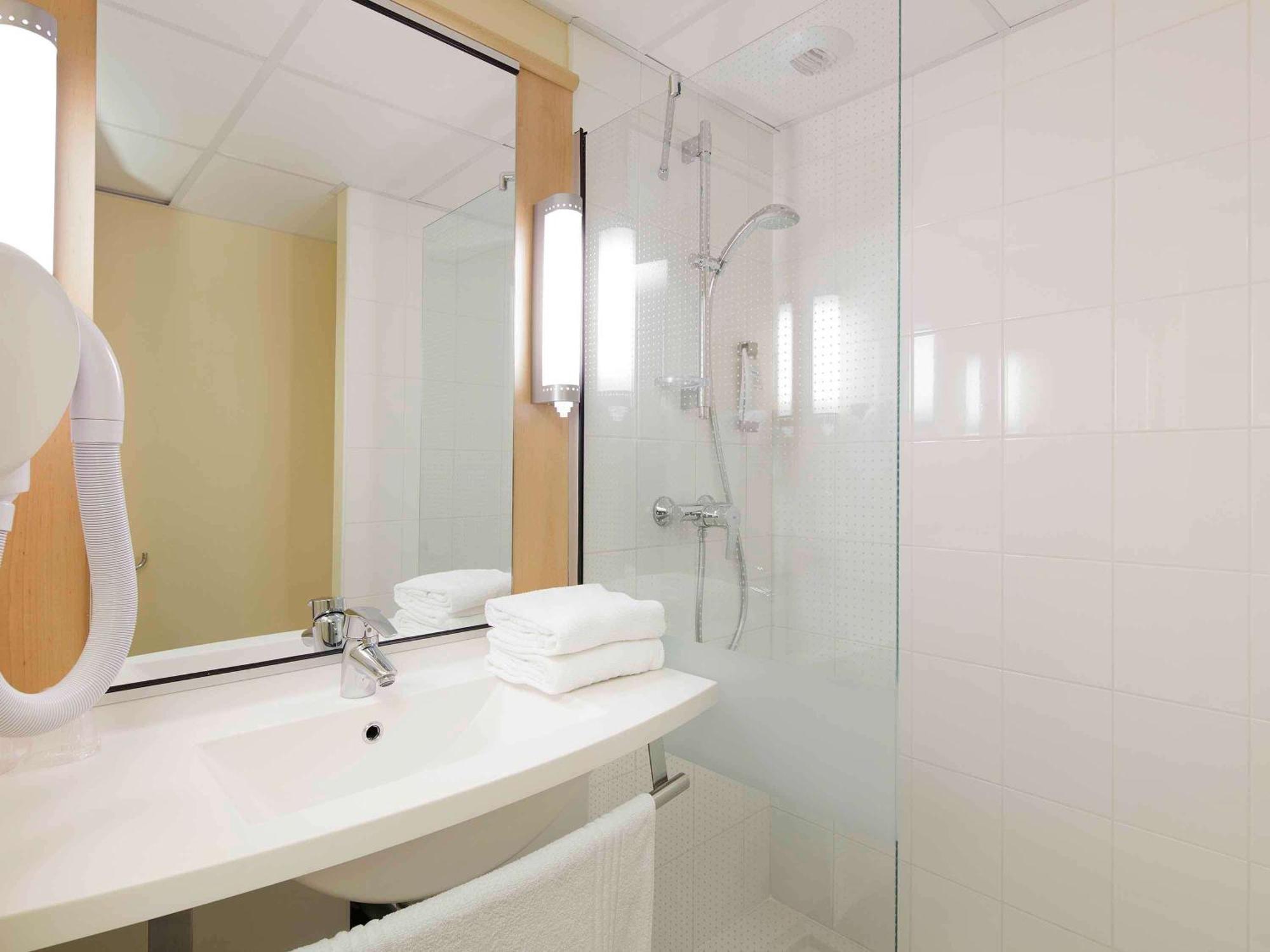 ibis Guingamp Hotel Ploumagoar Ruang foto