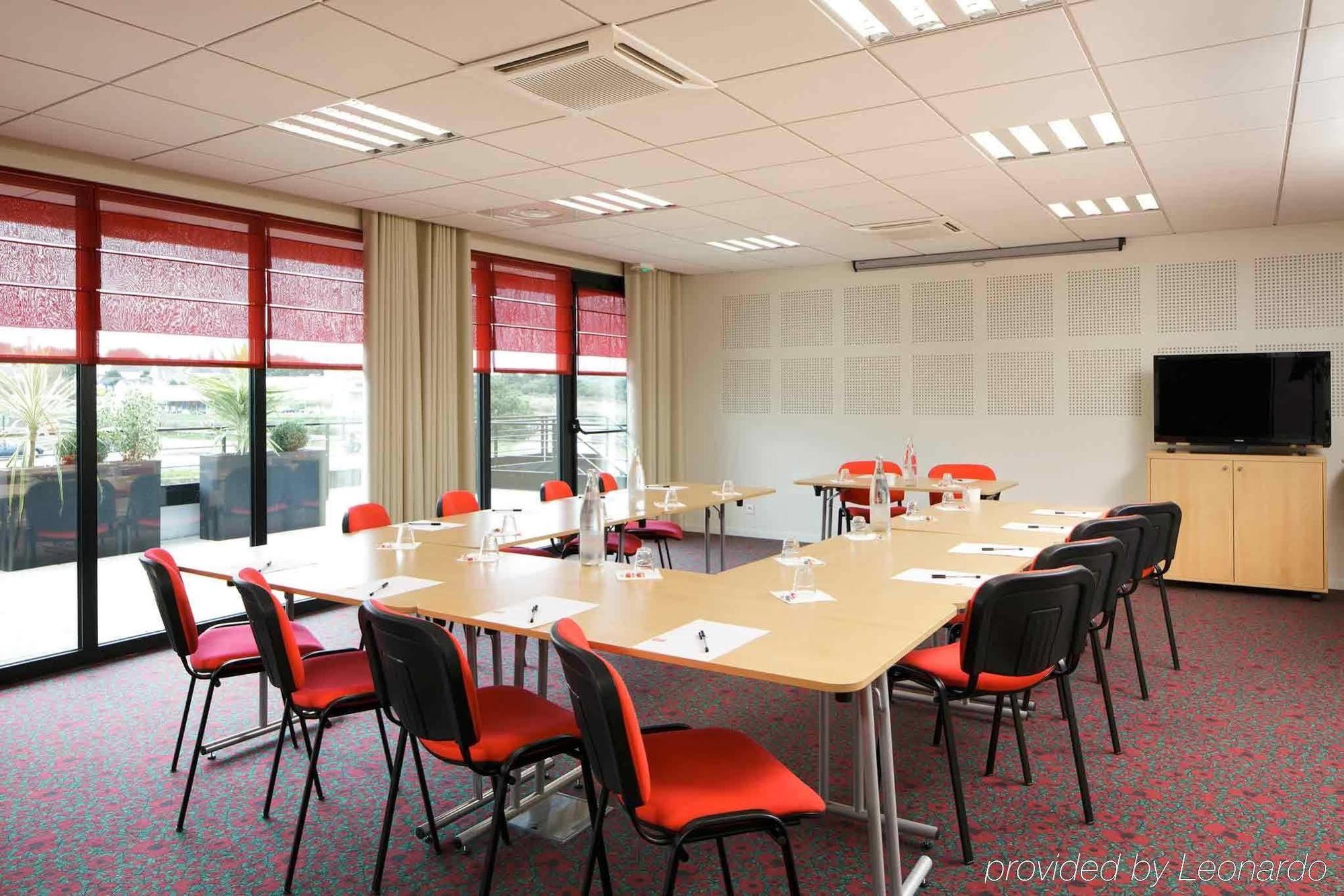 ibis Guingamp Hotel Ploumagoar Bisnis foto