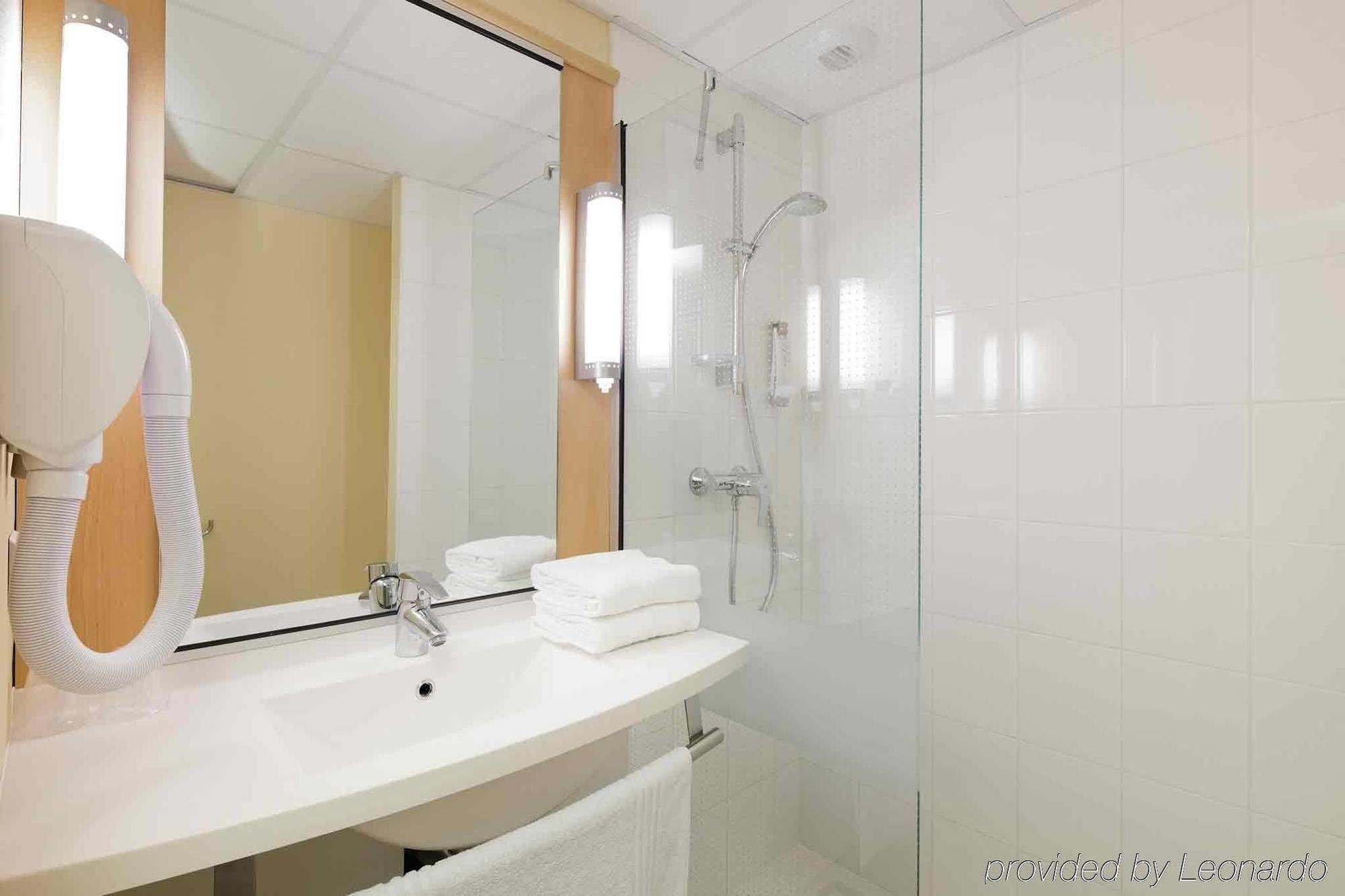 ibis Guingamp Hotel Ploumagoar Ruang foto